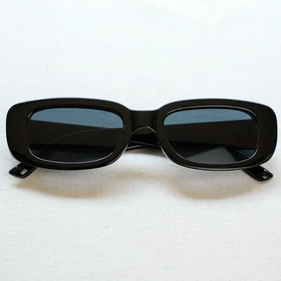 y2k rectangle retro style Black Frame, Dark Lens frame sunglasses - Picture 2 of 8
